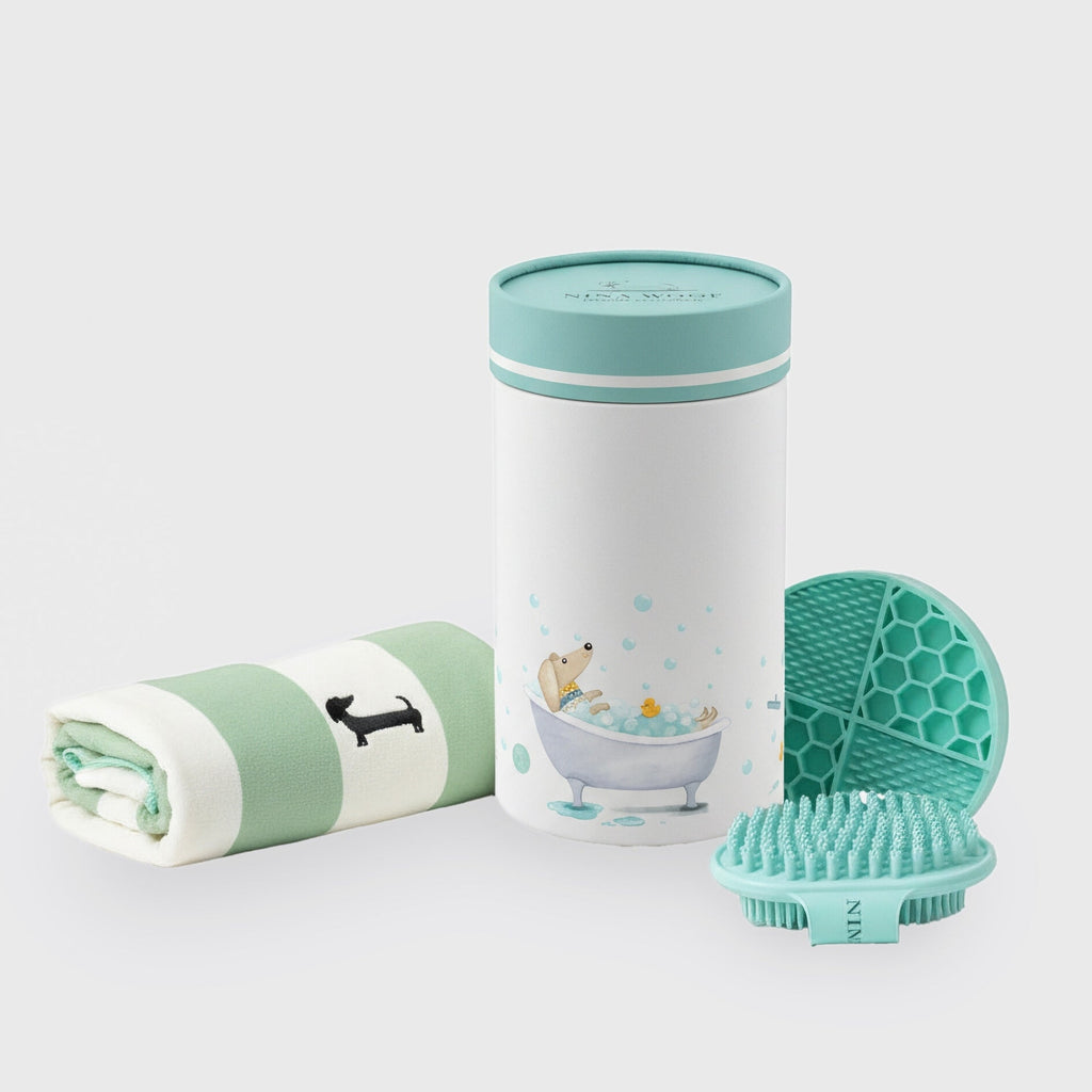 Kit de Baño para Perros 3 en 1 | Cepillo, Lick Mat y Toalla Vegana